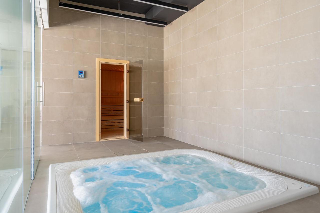 Cosy And Centrally Located Apartment In אסטפונה מראה חיצוני תמונה