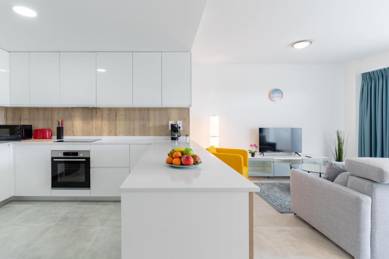 Cosy And Centrally Located Apartment In אסטפונה מראה חיצוני תמונה
