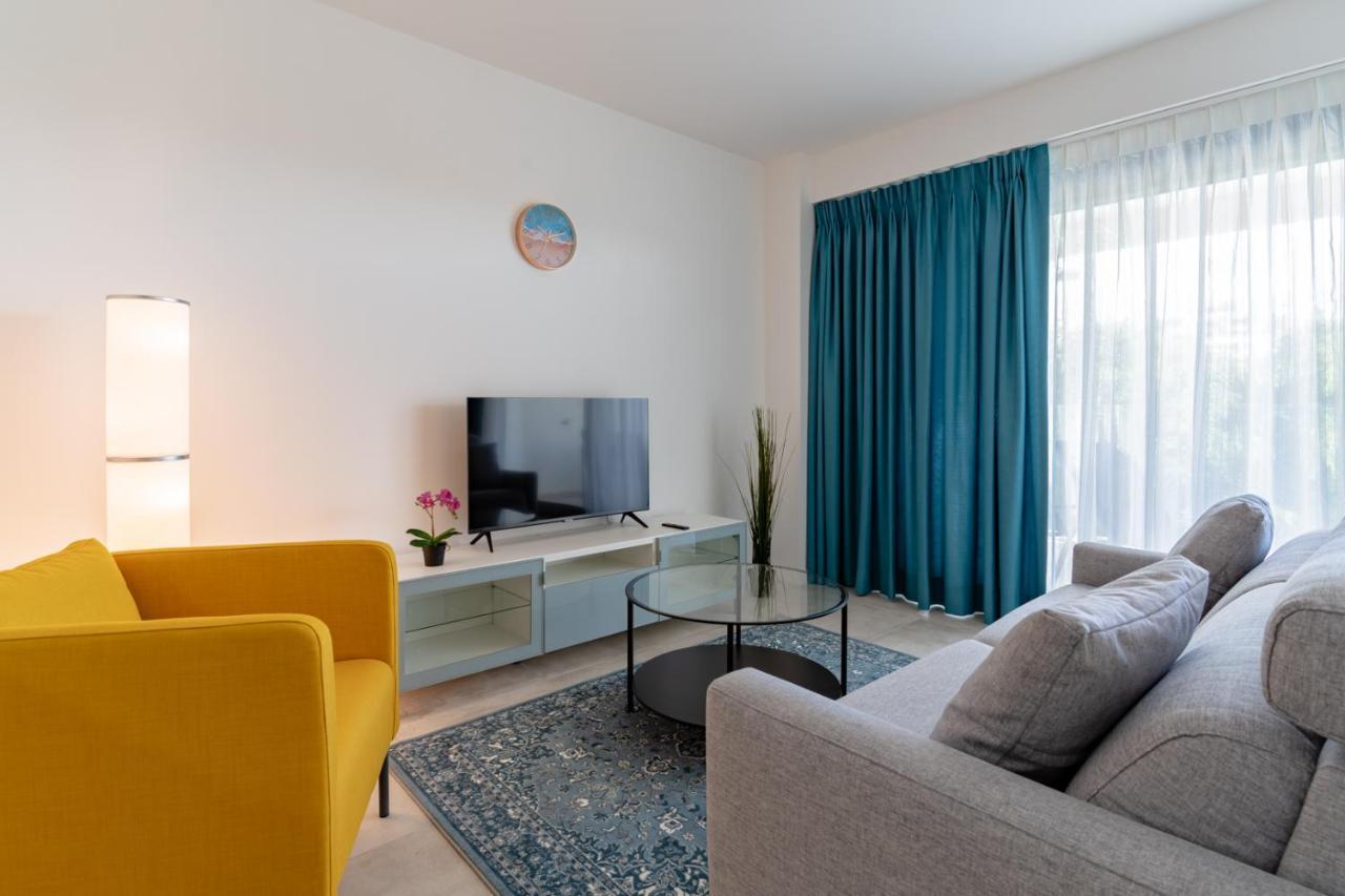 Cosy And Centrally Located Apartment In אסטפונה מראה חיצוני תמונה